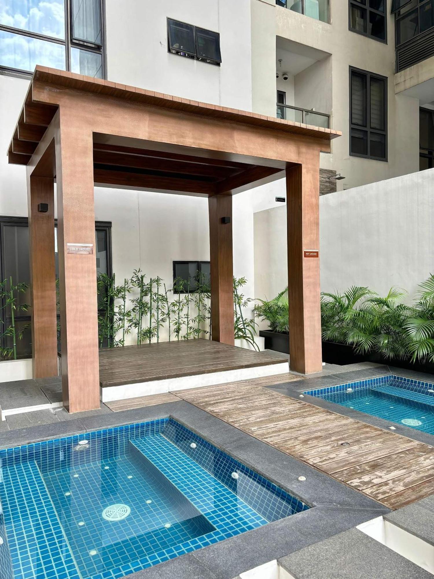 סן פדרו מקאטי Greenbelt Hamilton Tower 1 מראה חיצוני תמונה